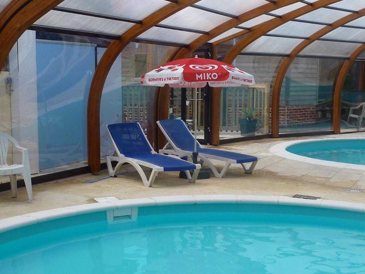 Camping Pommiers Des Trois Pays Licques Eksteriør billede