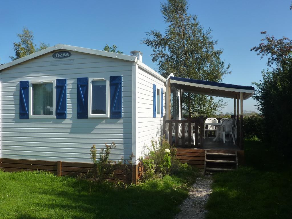 Camping Pommiers Des Trois Pays Licques Værelse billede
