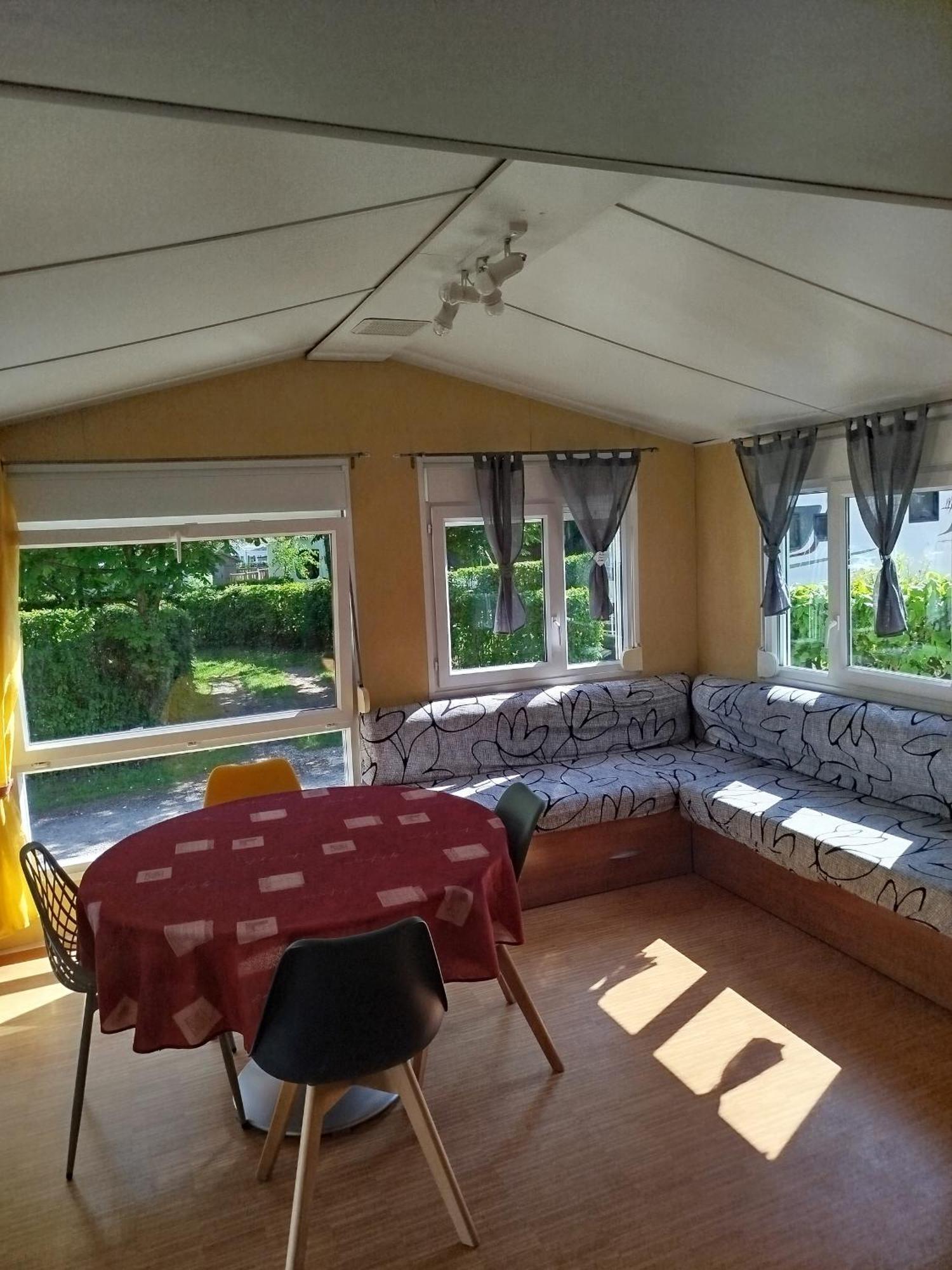 Camping Pommiers Des Trois Pays Licques Eksteriør billede